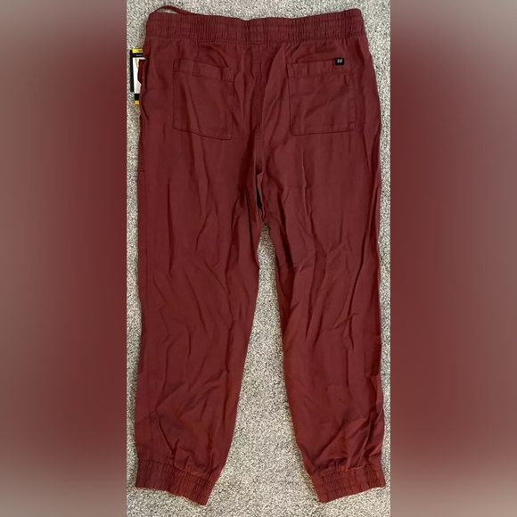 NWT Gap Women's Tencel Jogger Maroon Pull On Everyday Wear Pants - Picture 4 of 15